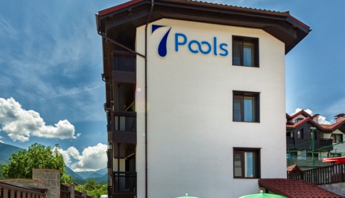 7_pools_apartments_Bansko_Air_Tour_Travel